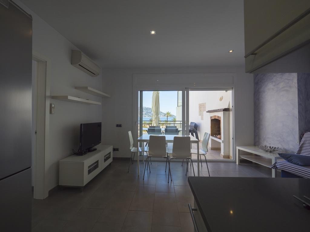 Inmosantos Oasis B7 Apartment Roses Ngoại thất bức ảnh